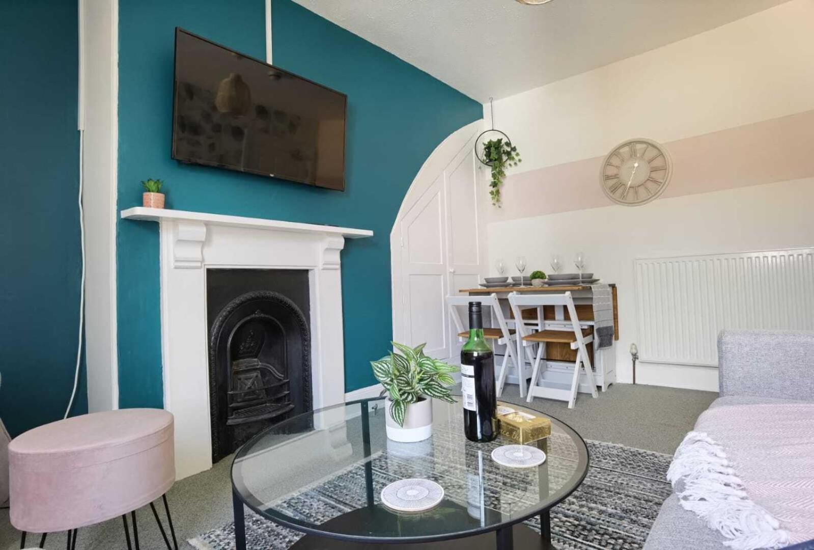 דירות Raleigh Ff&Tf - 1 Bed Georgian Flat In The Centre Of Exeter, Free Parking With Wifi חדר תמונה
