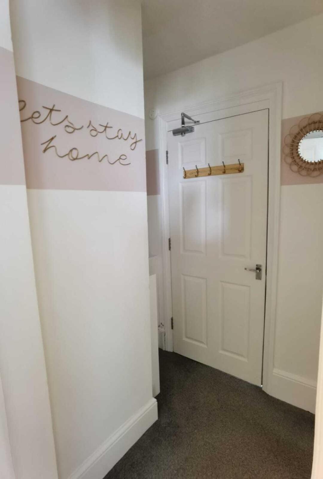 דירות Raleigh Ff&Tf - 1 Bed Georgian Flat In The Centre Of Exeter, Free Parking With Wifi חדר תמונה